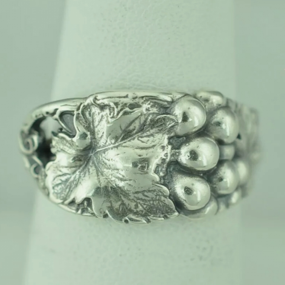 Grape Vine Sterling Silver Spoon Ring. Handcrafted. Sizeable #1123
